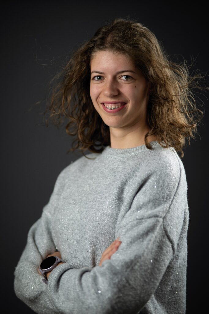 A lovely portrait photo of me, Nicole Gloor